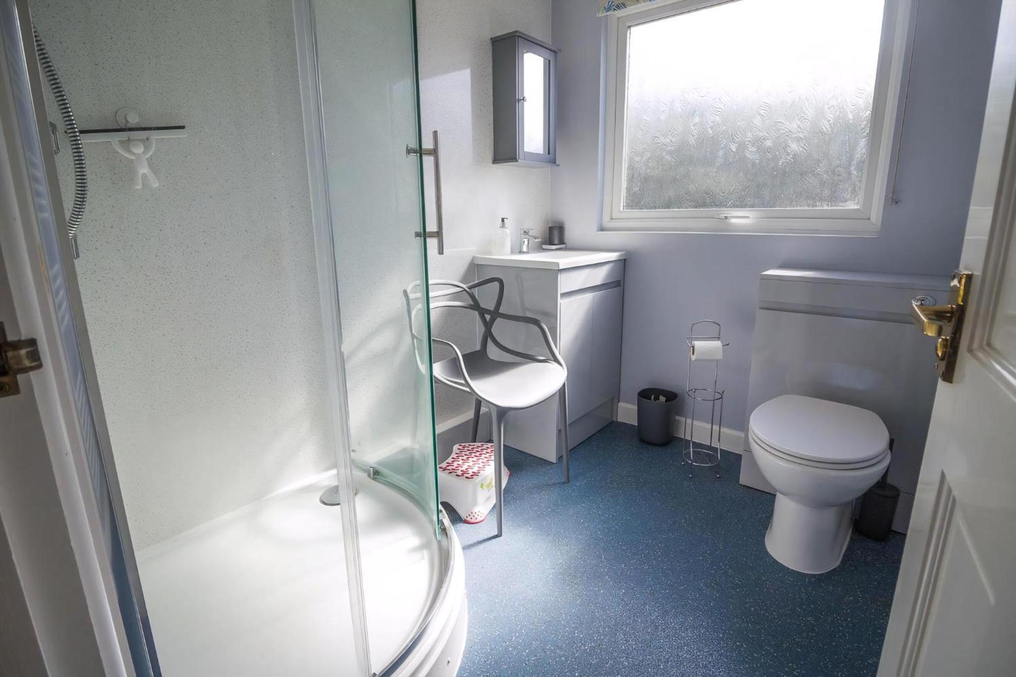 Chalet For Hire At Rainbows End Near A Beautiful Norfolk Beach Ref 31039R Bacton  Exterior foto